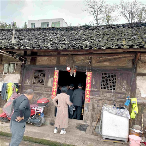 回饋家鄉(xiāng)-4